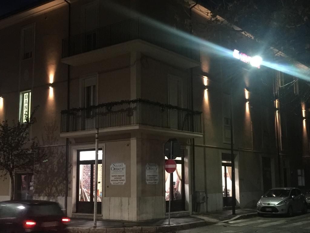 Casina Dei Marsi Panzió Avezzano Kültér fotó