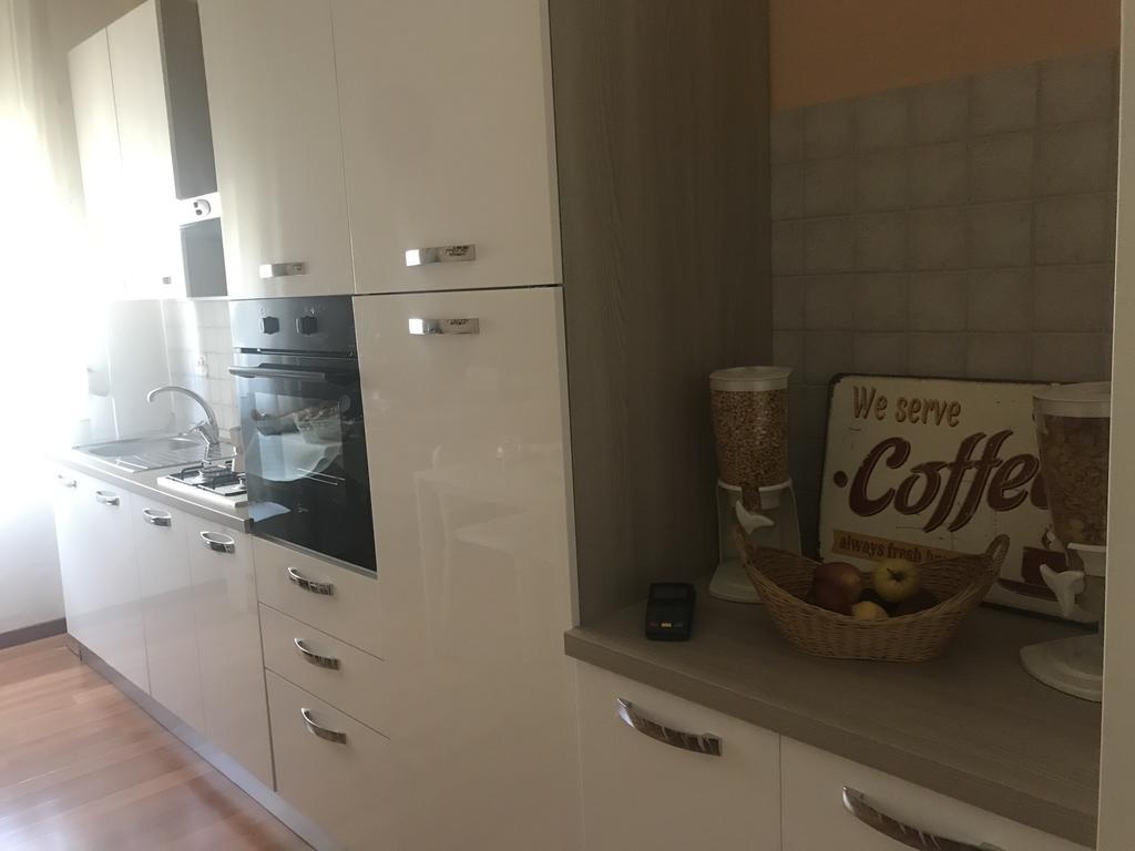Casina Dei Marsi Panzió Avezzano Kültér fotó